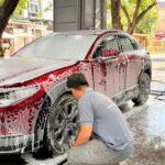 Giá rửa xe ô tô tại TPHCM 2026 — bảng giá 3 mức rửa