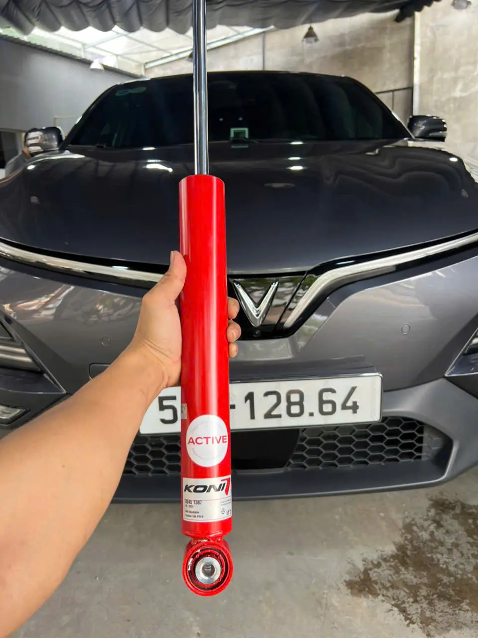 Cặp phuộc sau Koni Special Active công nghệ FSD cho VinFast VF6 VF7